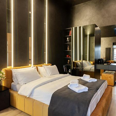 Aristo Jacuzzi Hotel Львів Екстер'єр фото