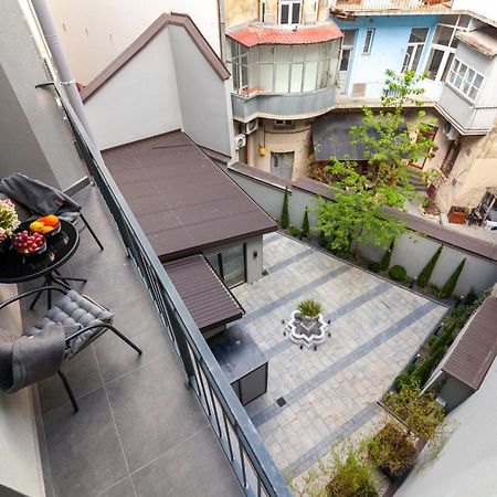 Aristo Jacuzzi Hotel Львів Екстер'єр фото